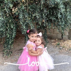 Meet your Posher, Hala